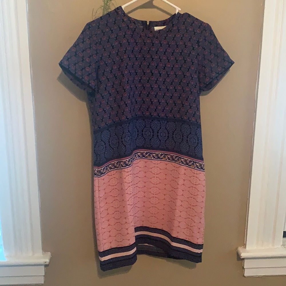 Size S dress